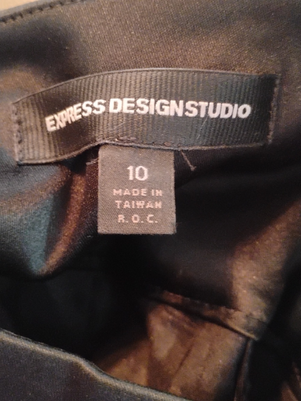 Express Design Studio Women's Size 10 Amazing Like New Lined Skirt - Picture 6 of 8